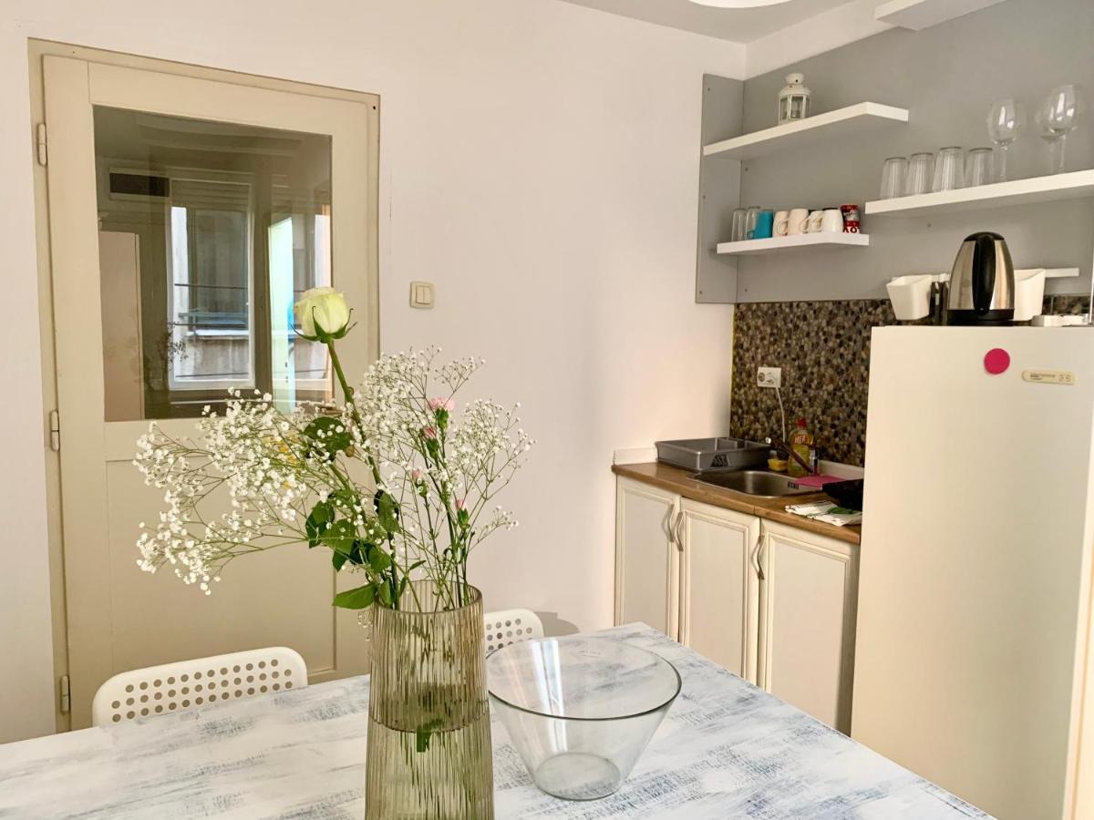 Star Apartment 2 Beograd Eksteriør billede